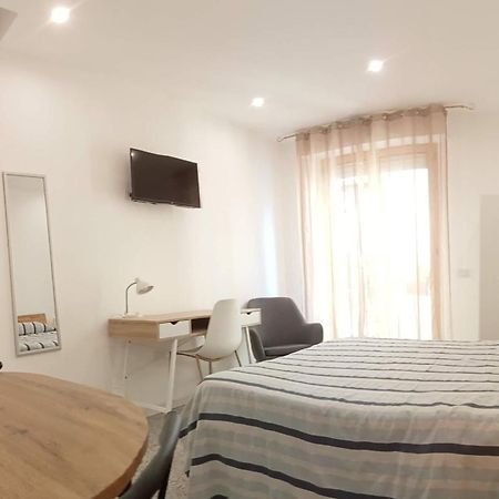 Cinghiale Bianco Apartment กาญารี ภายนอก รูปภาพ