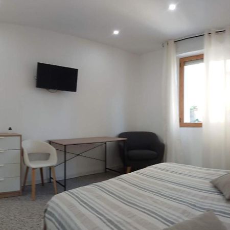 Cinghiale Bianco Apartment กาญารี ภายนอก รูปภาพ