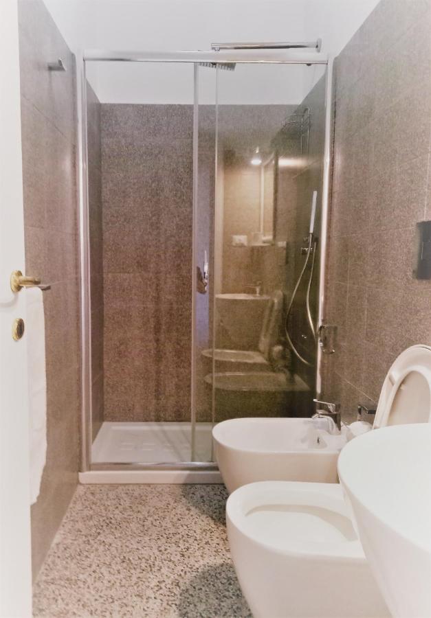 Cinghiale Bianco Apartment กาญารี ภายนอก รูปภาพ
