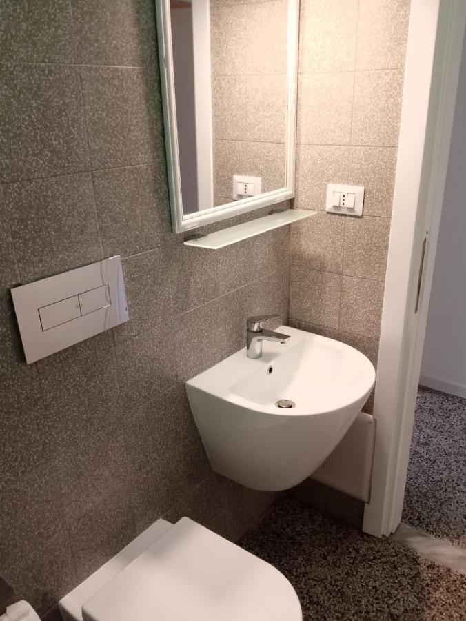 Cinghiale Bianco Apartment กาญารี ภายนอก รูปภาพ